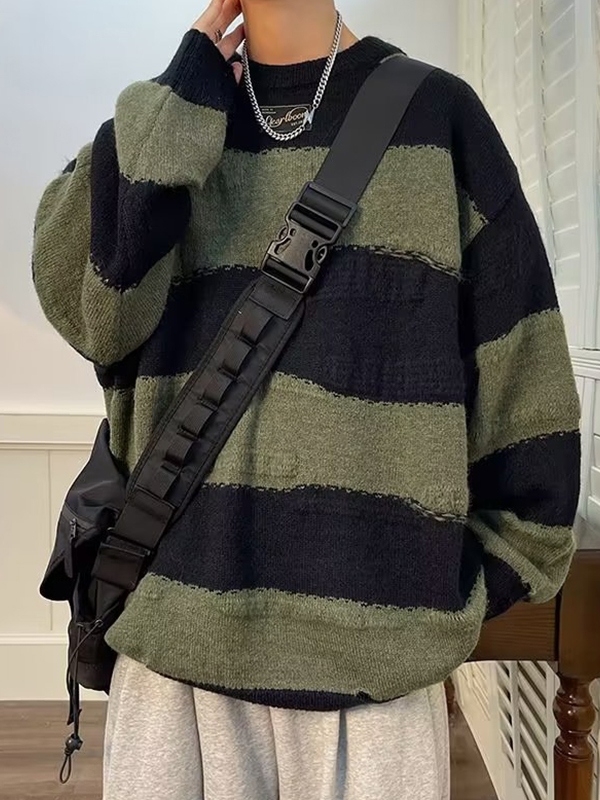 Herrenpullover mit unregelmäßigen Streifen in Kontrastfarbe-1